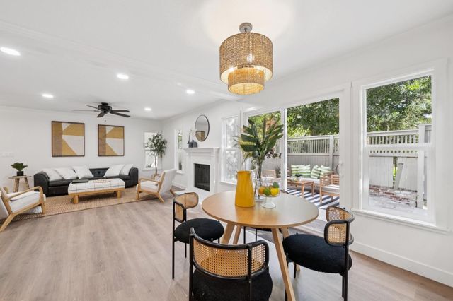 19417 Vineyard Lane, Saratoga, CA 95070