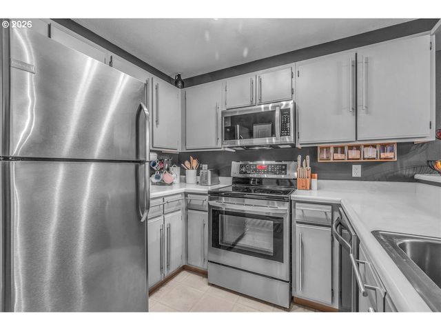 5142 Sw MULTNOMAH Blvd H, Portland, OR 97219