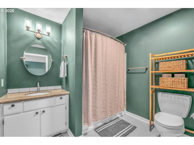 5142 Sw MULTNOMAH Blvd H, Portland, OR 97219