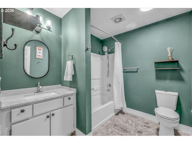 5142 Sw MULTNOMAH Blvd H, Portland, OR 97219