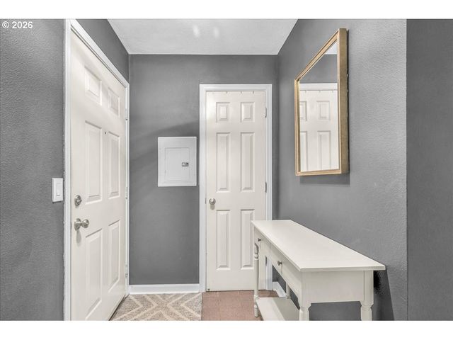 5142 Sw MULTNOMAH Blvd H, Portland, OR 97219