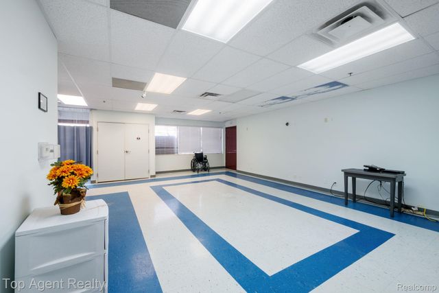 42490 Garfield Road, Clinton Charter Township, MI 48038