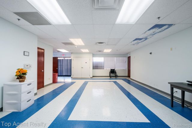 42490 Garfield Road, Clinton Charter Township, MI 48038