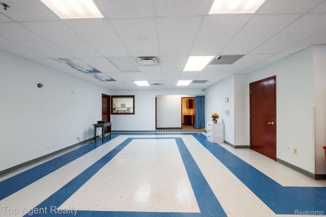 42490 Garfield Road, Clinton Charter Township, MI 48038