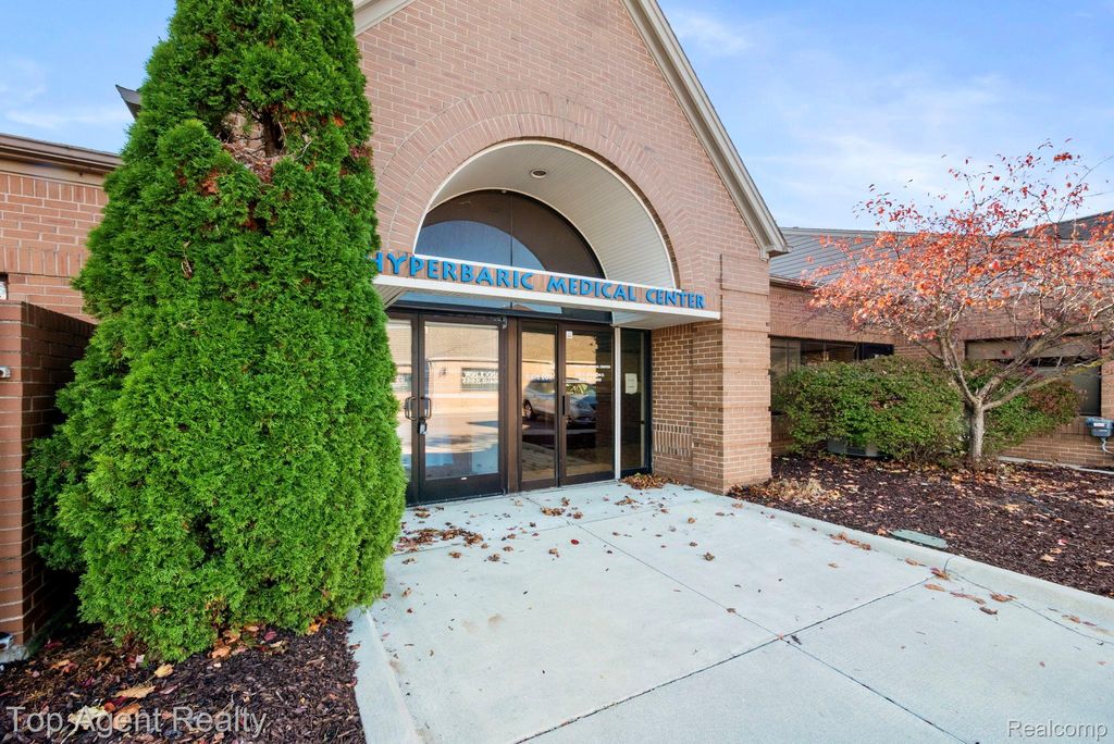 42490 Garfield Road, Clinton Charter Township, MI 48038