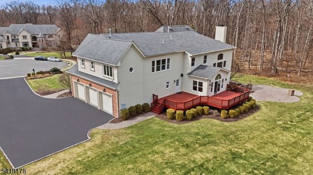 4 Michele Crossing, Raritan Twp., NJ 08822