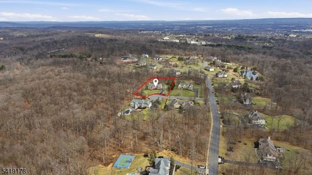4 Michele Crossing, Raritan Twp., NJ 08822