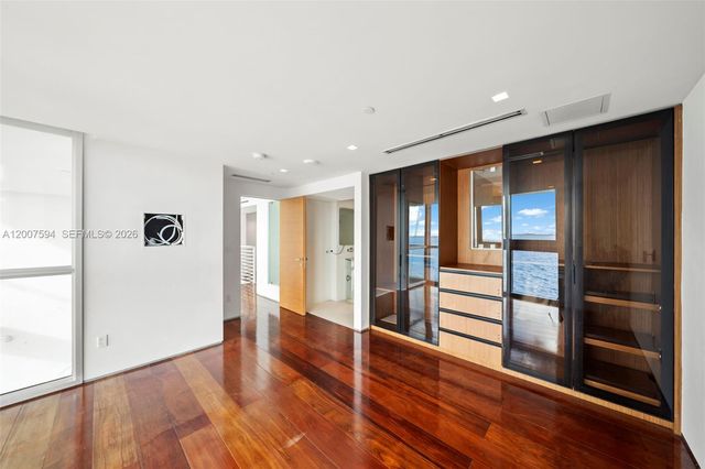 1331 Brickell Bay Dr BL-25, Miami, FL 33131