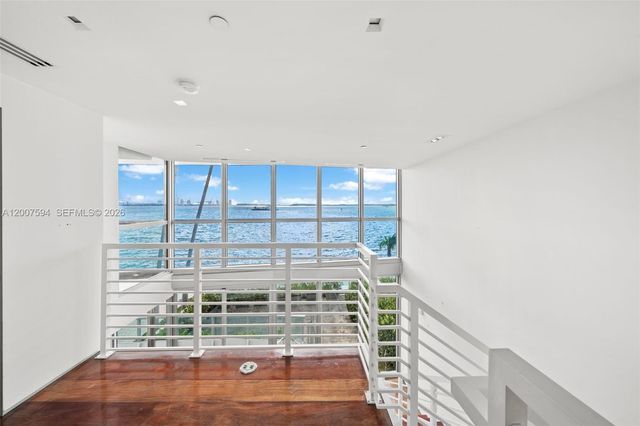 1331 Brickell Bay Dr BL-25, Miami, FL 33131