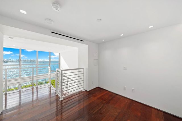 1331 Brickell Bay Dr BL-25, Miami, FL 33131