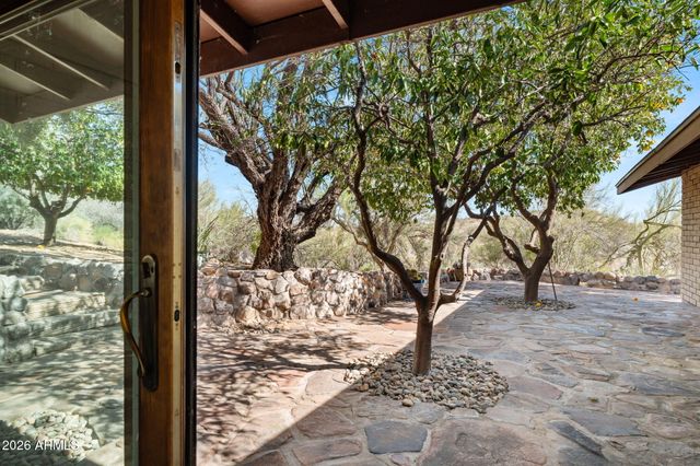 1125 N MUSTANG Trail, Wickenburg, AZ 85390