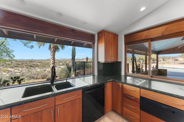 1125 N MUSTANG Trail, Wickenburg, AZ 85390