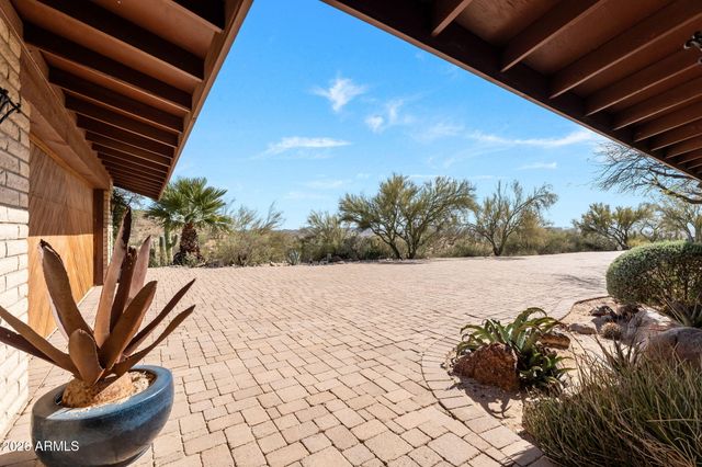 1125 N MUSTANG Trail, Wickenburg, AZ 85390