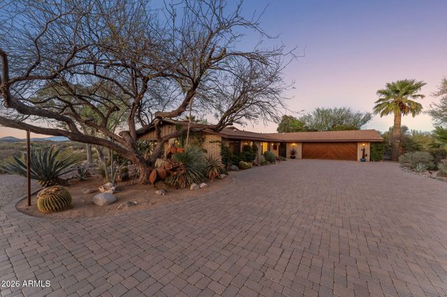 1125 N MUSTANG Trail, Wickenburg, AZ 85390