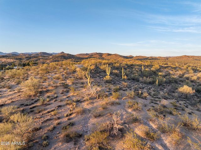 1125 N MUSTANG Trail, Wickenburg, AZ 85390