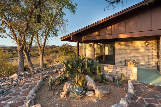 1125 N MUSTANG Trail, Wickenburg, AZ 85390