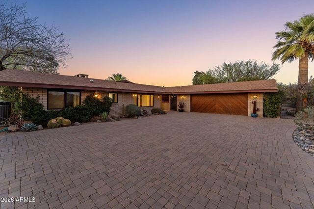 1125 N MUSTANG Trail, Wickenburg, AZ 85390