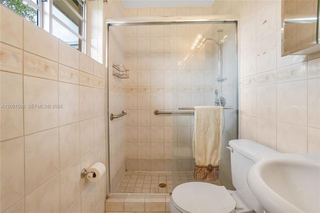 3240 SW 96th Ave, Miami, FL 33165