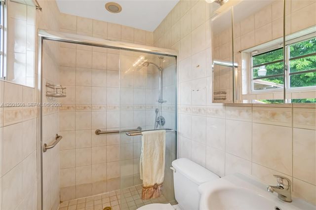 3240 SW 96th Ave, Miami, FL 33165