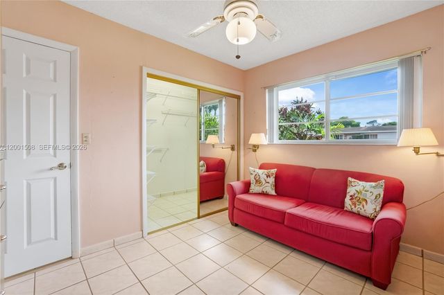 3240 SW 96th Ave, Miami, FL 33165