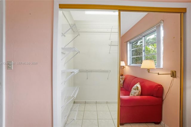 3240 SW 96th Ave, Miami, FL 33165