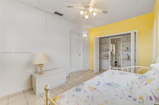 3240 SW 96th Ave, Miami, FL 33165