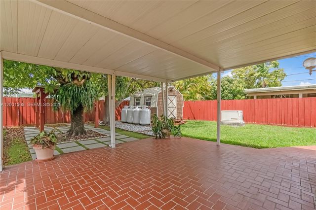 3240 SW 96th Ave, Miami, FL 33165