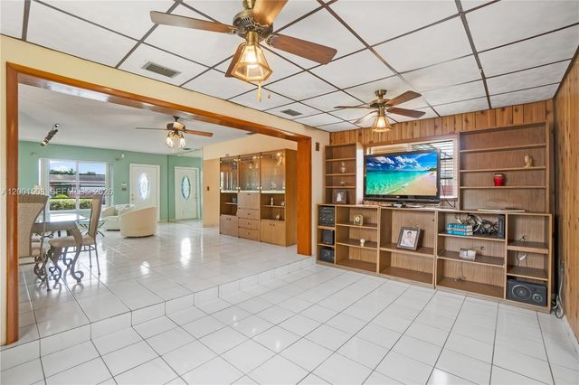 3240 SW 96th Ave, Miami, FL 33165