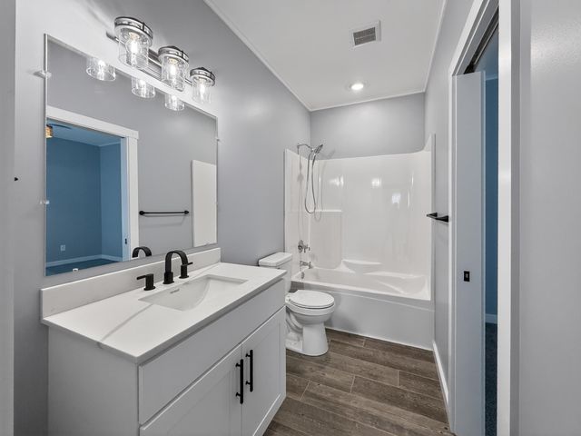 302 Haines Drive, Elkhart, IN 46514