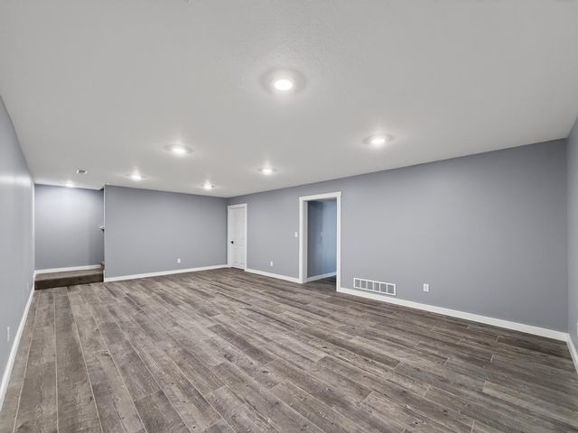 302 Haines Drive, Elkhart, IN 46514