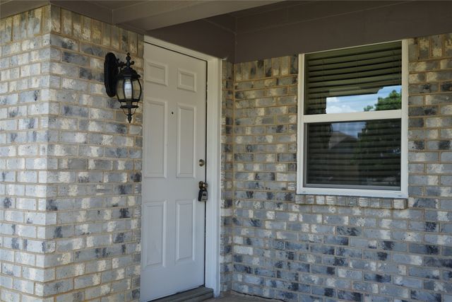 7729 Brandi Place, North Richland Hills, TX 76182