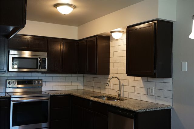7729 Brandi Place, North Richland Hills, TX 76182