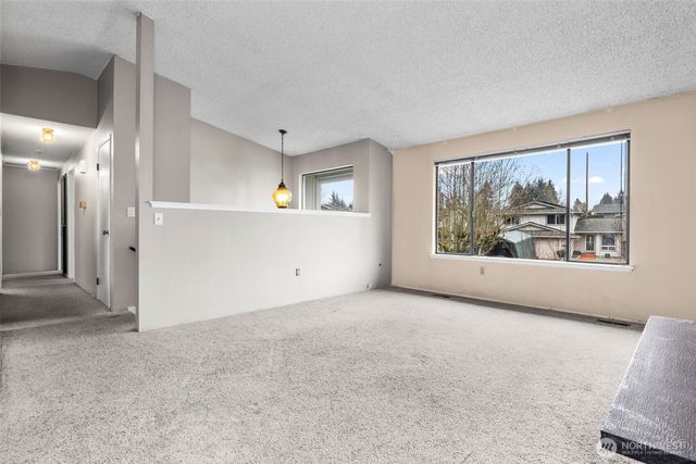 10329 99th Street SW, Tacoma, WA 98498