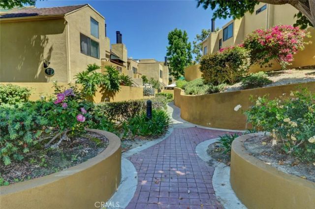 25712 Le Parc 7, Lake Forest, CA 92630