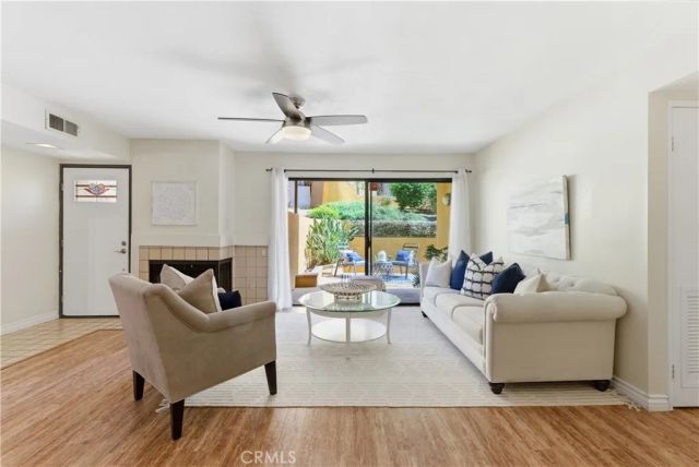 25712 Le Parc 7, Lake Forest, CA 92630