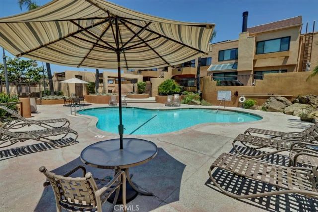 25712 Le Parc 7, Lake Forest, CA 92630