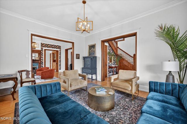 325 N Main Street, Bowling Green, OH 43402