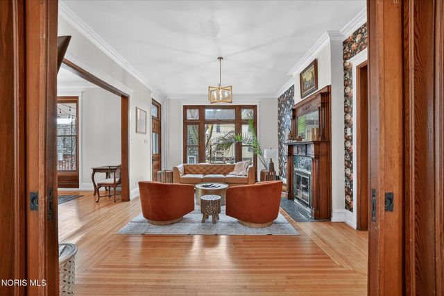 325 N Main Street, Bowling Green, OH 43402