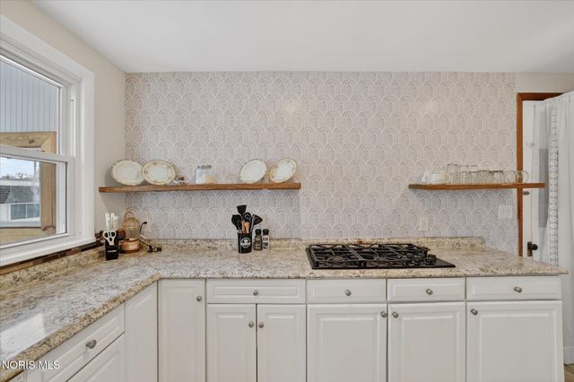 325 N Main Street, Bowling Green, OH 43402