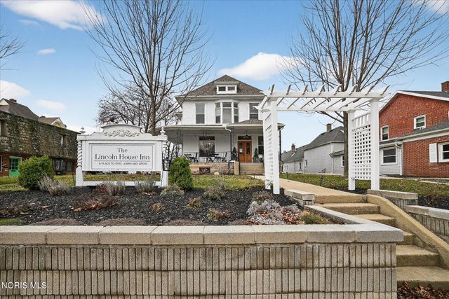 325 N Main Street, Bowling Green, OH 43402