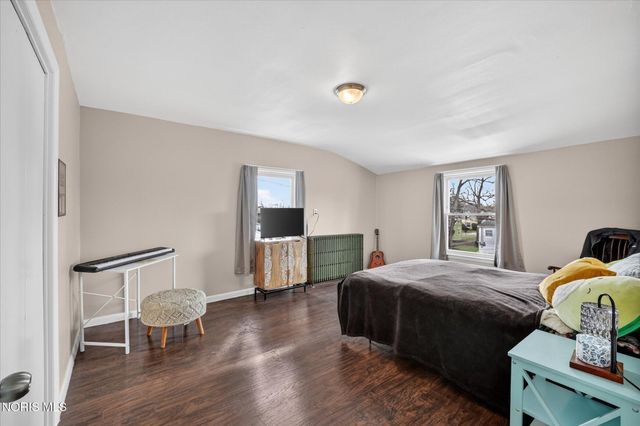 325 N Main Street, Bowling Green, OH 43402