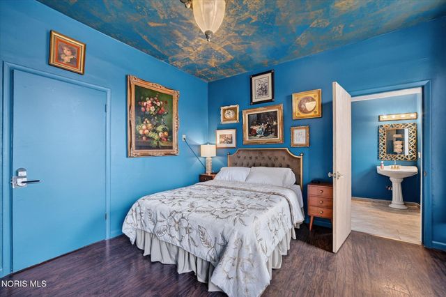 325 N Main Street, Bowling Green, OH 43402