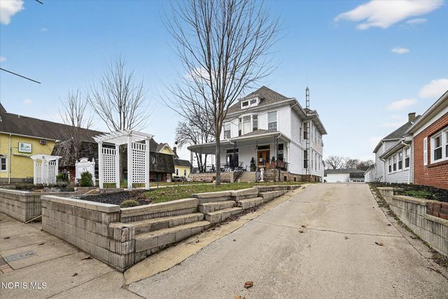 325 N Main Street, Bowling Green, OH 43402