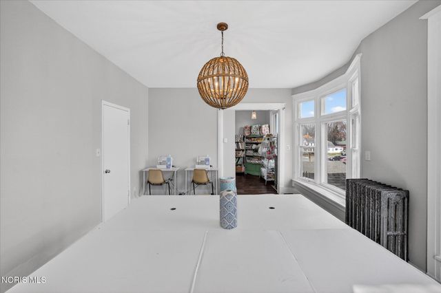 325 N Main Street, Bowling Green, OH 43402