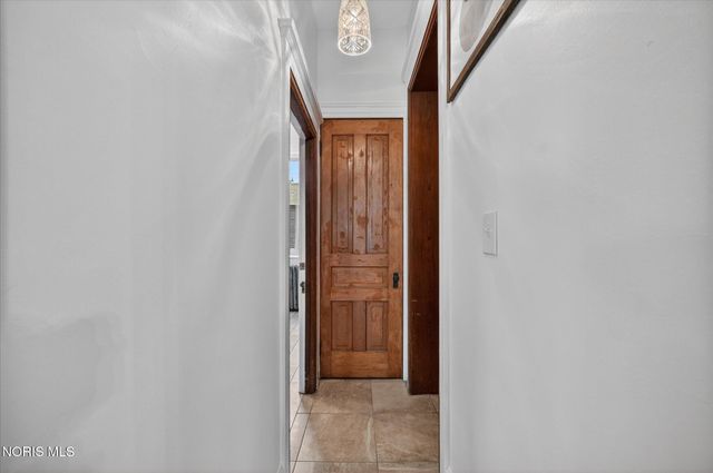 325 N Main Street, Bowling Green, OH 43402