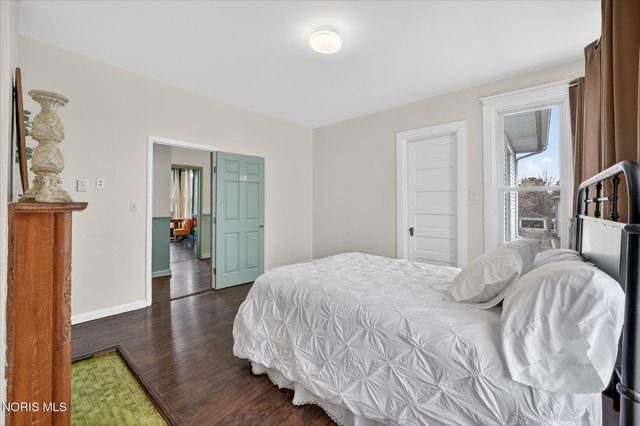 325 N Main Street, Bowling Green, OH 43402