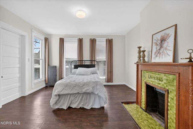 325 N Main Street, Bowling Green, OH 43402