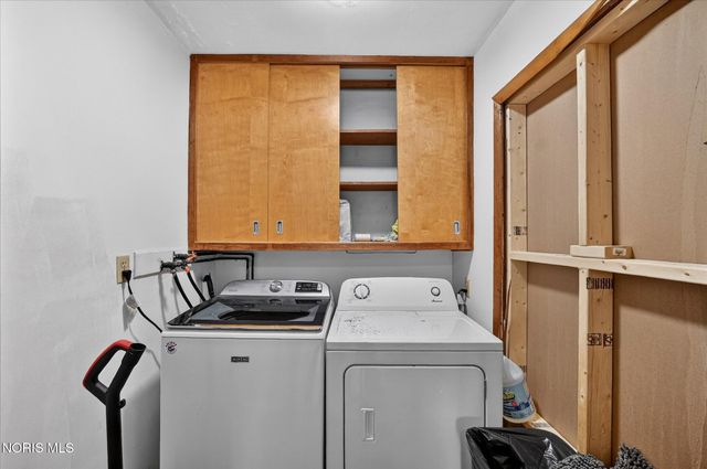 325 N Main Street, Bowling Green, OH 43402