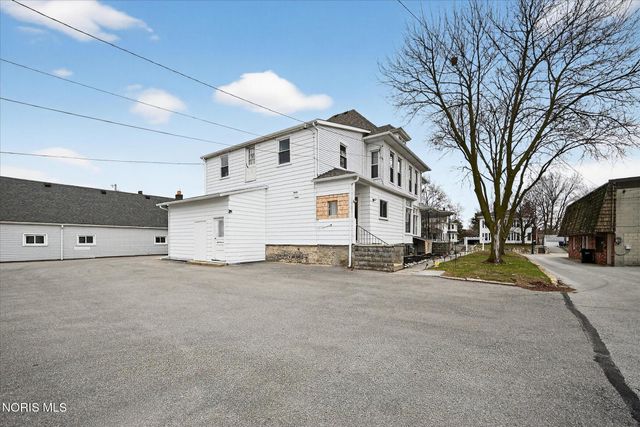 325 N Main Street, Bowling Green, OH 43402