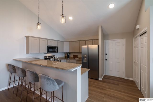 1847 N 175th Court, Omaha, NE 68118